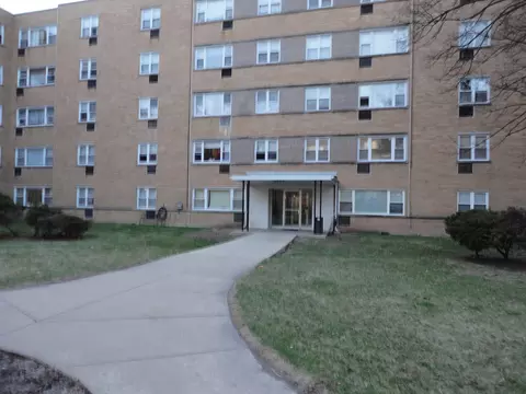 Undisclosed, Chicago, IL 60659