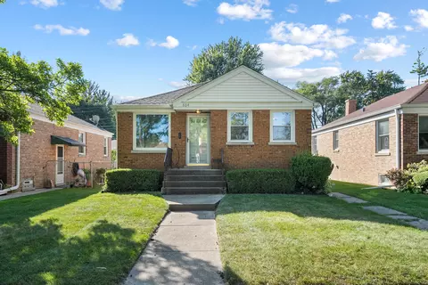 604 Dodge Ave, Evanston, IL 60202