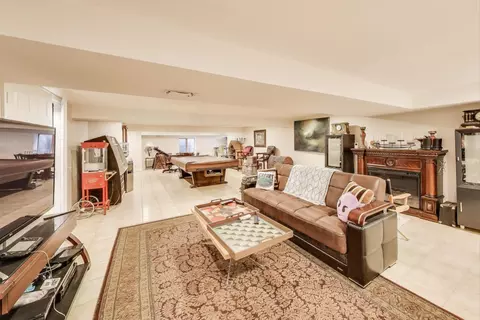 Other - 1821 E Boulder Dr, Mount Prospect, IL 60056 photo 13 of 18