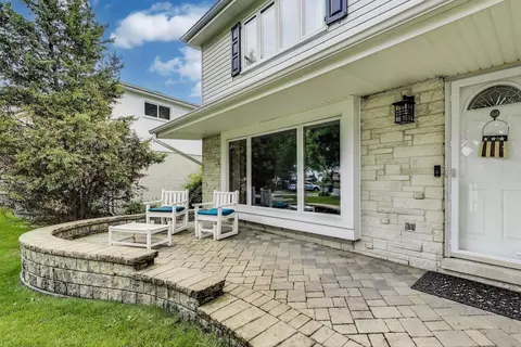 Exterior - 1821 E Boulder Dr, Mount Prospect, IL 60056 photo 13 of 13