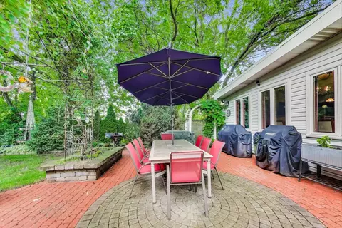 Exterior - 1821 E Boulder Dr, Mount Prospect, IL 60056 photo 5 of 13