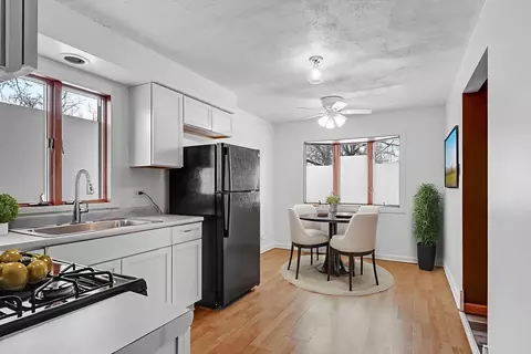 Kitchen - 3740 153rd St, Midlothian, IL 60445 photo 1 of 3