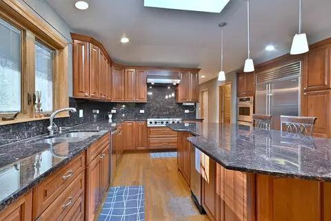 1403 Forest Dr, Glenview, IL 60025 photo 7