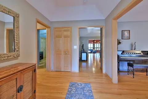 1403 Forest Dr, Glenview, IL 60025 photo 12