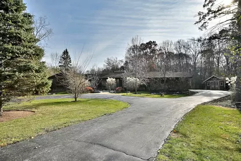 1403 Forest Dr, Glenview, IL 60025