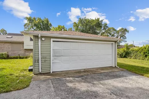Other - 631 E 142nd St, Dolton, IL 60419 photo 5 of 8
