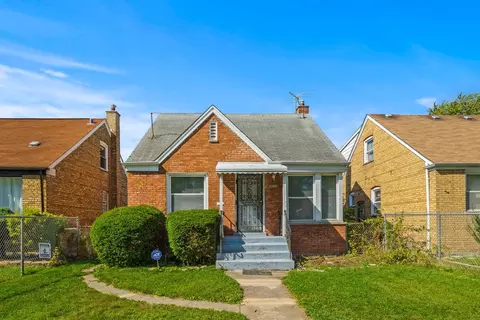 12216 S Carpenter St, Chicago, IL 60643