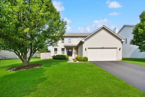 1450 S Dalton Dr, Round Lake, IL 60073