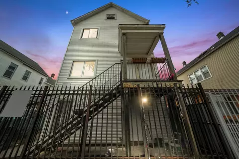 4446 S Wood St, Chicago, IL 60609
