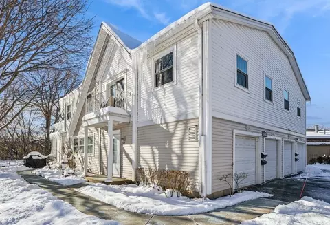 1142 Inverrary Ln #D-86, Deerfield, IL 60015