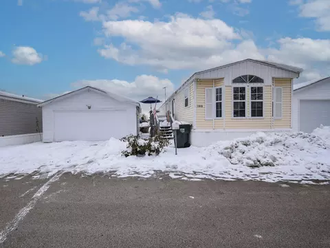 3513 Barb Ave #178, Waukegan, IL 60085