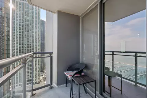 Exterior - 450 E Waterside Dr #2103, Chicago, IL 60601 photo 1 of 2