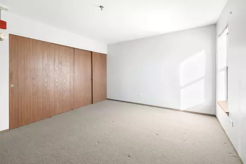 Bedroom - 3255 Kirchoff Rd #306, Rolling Meadows, IL 60008 photo 2 of 2