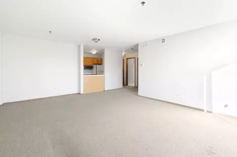 Living - 3255 Kirchoff Rd #306, Rolling Meadows, IL 60008 photo 1 of 3