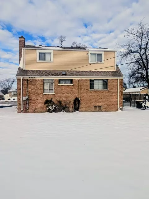 Exterior - 3253 Bernice Rd, Lansing, IL 60438 photo 2 of 5
