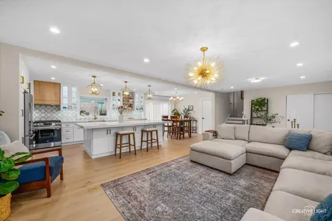 Living - 20 Forbes Rd, Riverside, IL 60546 photo 1 of 4