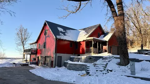 9120 Spring Valley Rd, Fulton, IL 61252 photo 2