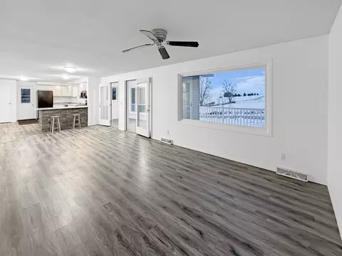 Living - 7980 E Ridott Rd, Ridott, IL 61067 photo 2 of 4