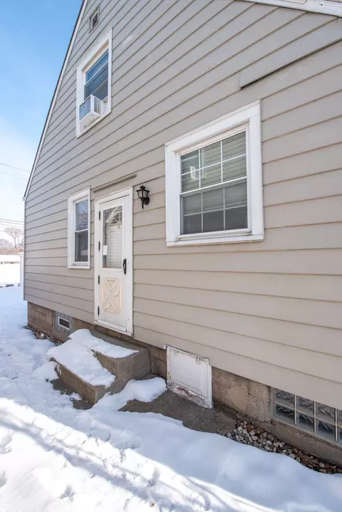 Other - 3504 E 112th St, Chicago, IL 60617 photo 3 of 6