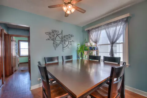 Dining - 3504 E 112th St, Chicago, IL 60617 photo 1 of 2