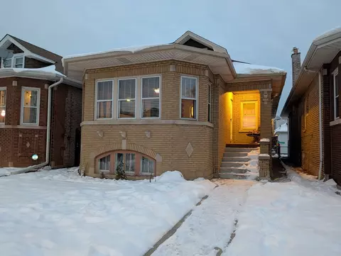 Undisclosed, Chicago, IL 60641