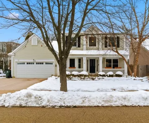 815 Tylerton Cir, Grayslake, IL 60030