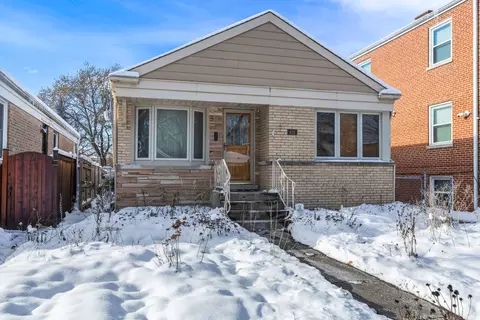 428 Callan Ave, Evanston, IL 60202