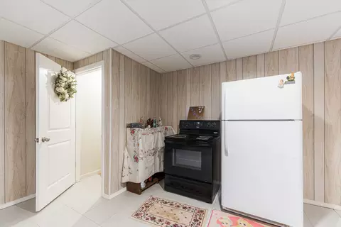 Other - 731 Slate Run, Elgin, IL 60124 photo 9 of 11