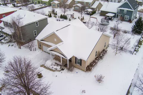 View/Area - 731 Slate Run, Elgin, IL 60124 photo 1 of 6