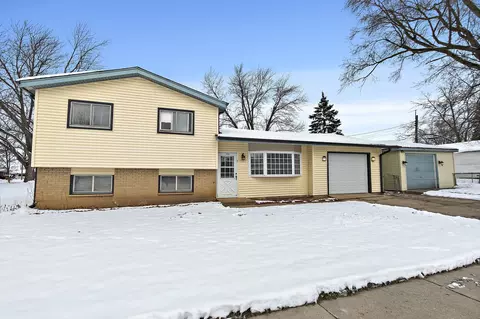 11618 Douglas Ave, Huntley, IL 60142