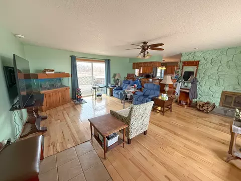 Living - 20172 Prophet Rd, Prophetstown, IL 61277 photo 1 of 3