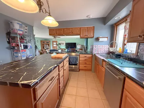 Kitchen - 20172 Prophet Rd, Prophetstown, IL 61277 photo 3 of 5