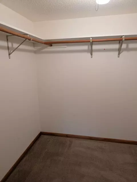 Other - 684 Sioux Dr, Freeport, IL 61032 photo 7 of 12