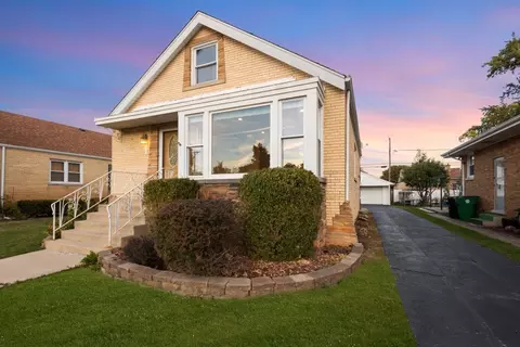 1907 Suffolk Ave, Westchester, IL 60154