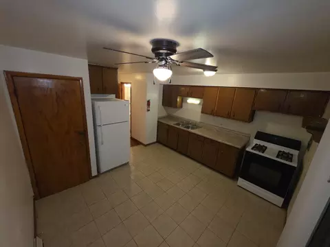 Kitchen - 934 E 84th Pl #B, Chicago, IL 60619 photo 2 of 2