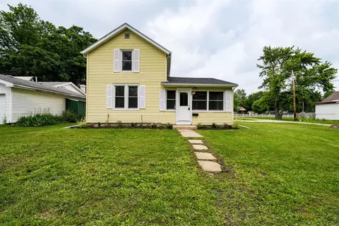 503 Commercial St, Chenoa, IL 61726