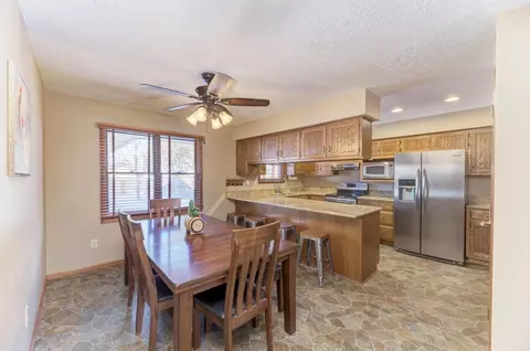 Dining - 2402 Chestnut Ln, Morris, IL 60450 photo 1 of 3