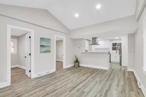 Entry Way - 38323 N 3rd Ave, Spring Grove, IL 60081 photo 1 of 3