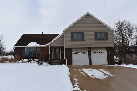 67 Castle Coombe Ct, Bourbonnais, IL 60914
