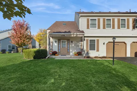 11708 Pine Way #A, Huntley, IL 60142