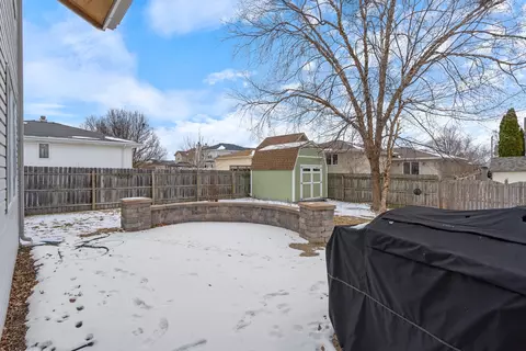 Exterior - 2010 Primrose Dr, Plainfield, IL 60586 photo 5 of 9