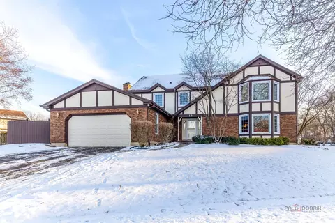15 Butterfield Rd, Lake Zurich, IL 60047
