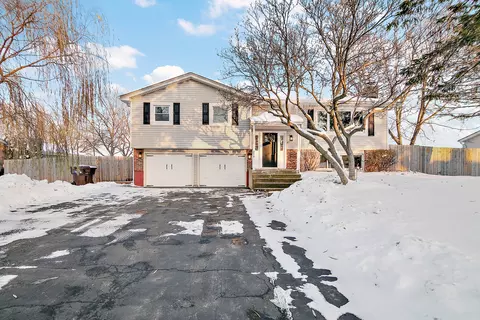 214 Somerset Ct, New Lenox, IL 60451