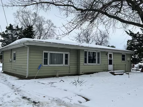 30368 Prairie St, Rock Falls, IL 61071