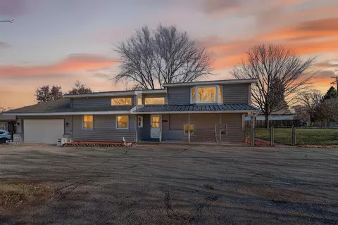 Exterior - 6606 Silver Lake Rd, Cary, IL 60013 photo 9 of 9