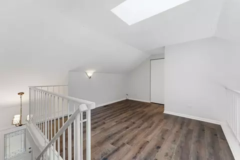 4564 Topaz Dr, Hoffman Estates, IL 60192 photo 13