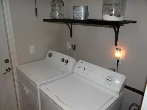 Other - 809 Douglas St, Morris, IL 60450 photo 4 of 5