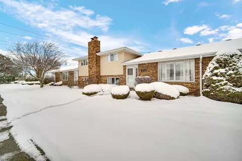 7332 W 155th St, Orland Park, IL 60462