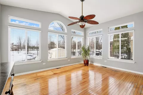 Living - 2015 Brunswick Dr, Plainfield, IL 60586 photo 3 of 6