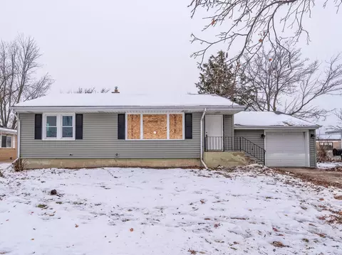 409 N Iowa Ave, Villa Park, IL 60181